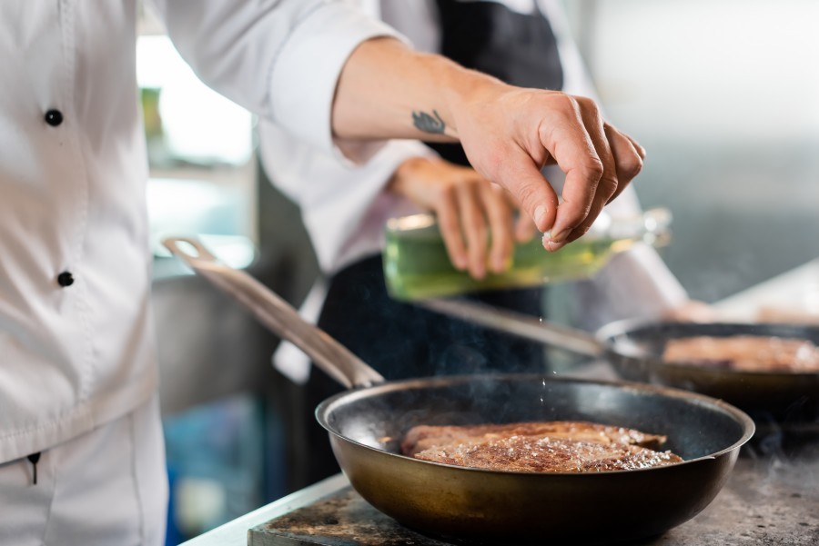 Comment cuire à feu doux sans brûler les aliments ? 